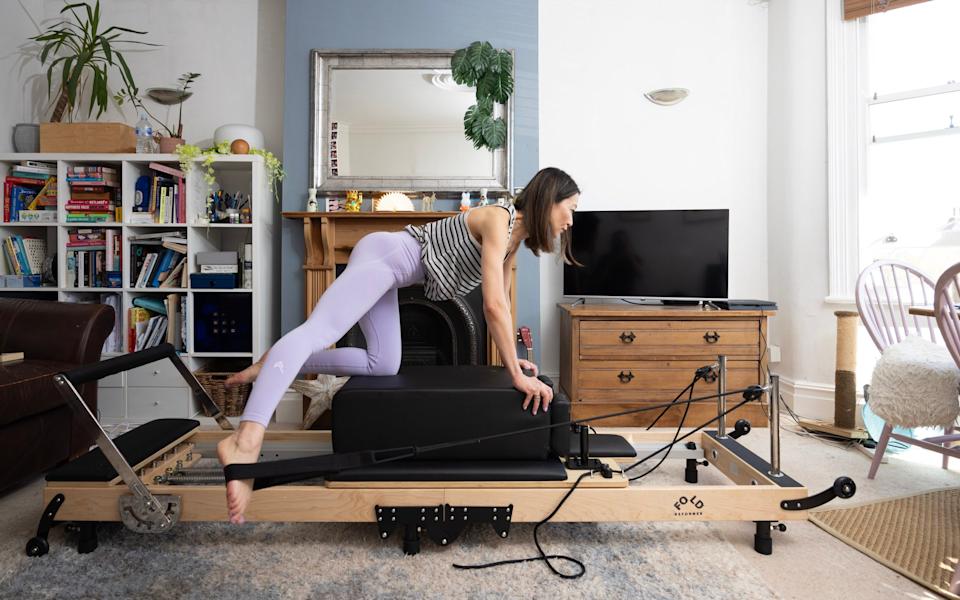 reformer pilates bed